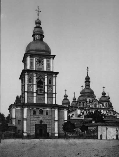 2012-03-08-olena-betlii-07-st-michaels-monastery