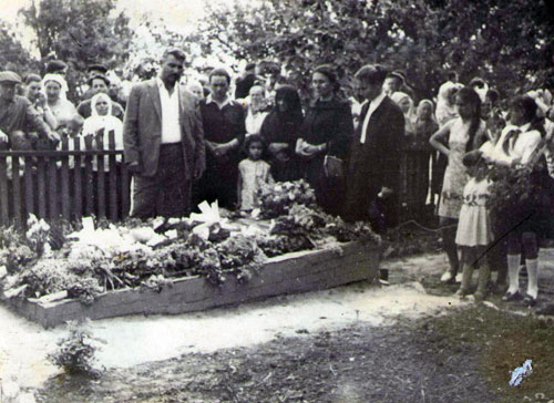 Андрей Парамонов. Тарановка: памятники и память